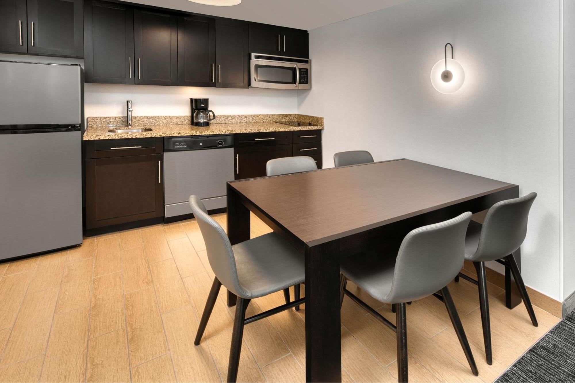 Towneplace Suites By Marriott Sudbury Exterior foto